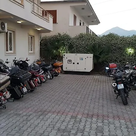 Emigranti Hotel Shkoder